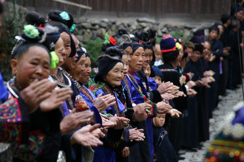 Langskørtet Miao-folk (5)