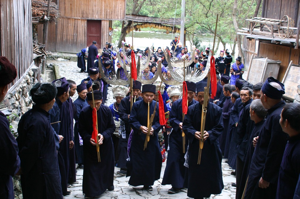 Langskørtet Miao-folk (8)